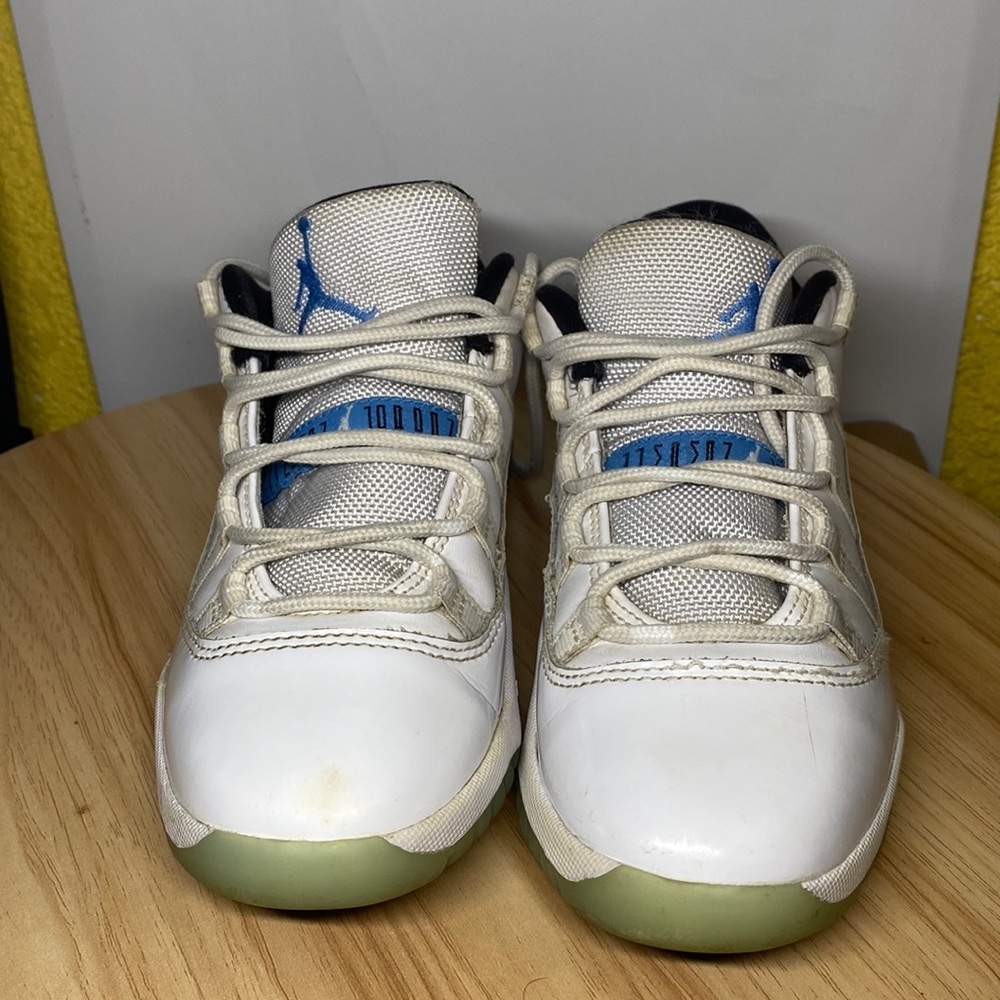 Nike Air Jordan 11 Low Legend Blue 2.5Y